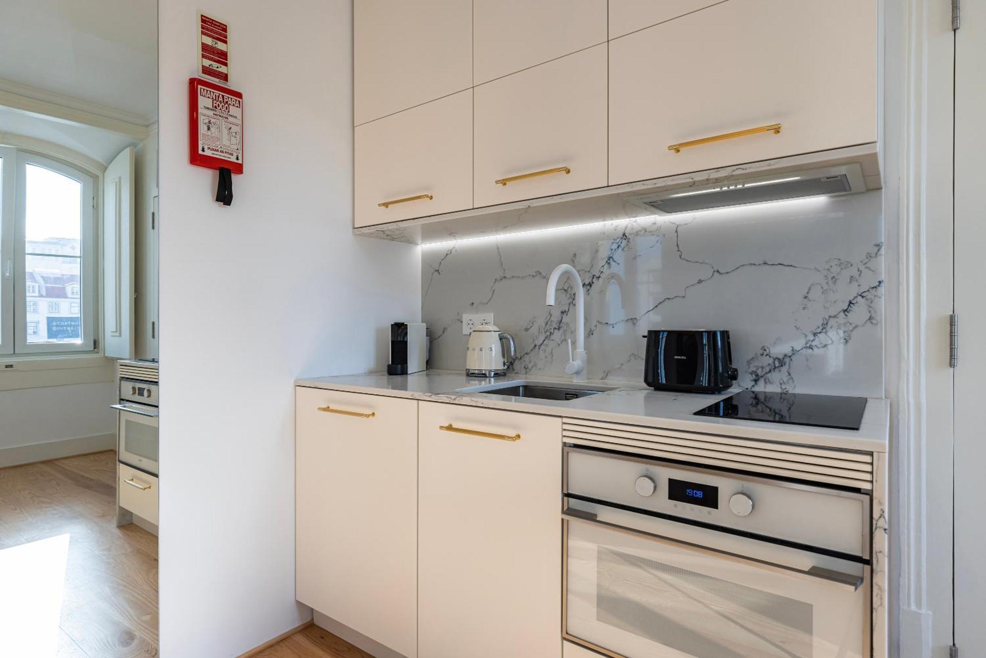 Figueira Quality Apartments By Lovelystay Lisbona Esterno foto
